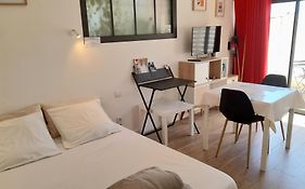 Studio Logement Entier Calme Neuf Climatise Avec Exterieur
